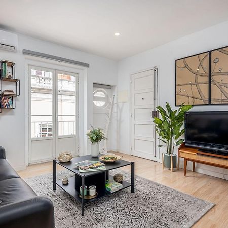 Lapa 3Bdr Duplex W/ Balcony By Lovelystay Lisboa Kültér fotó