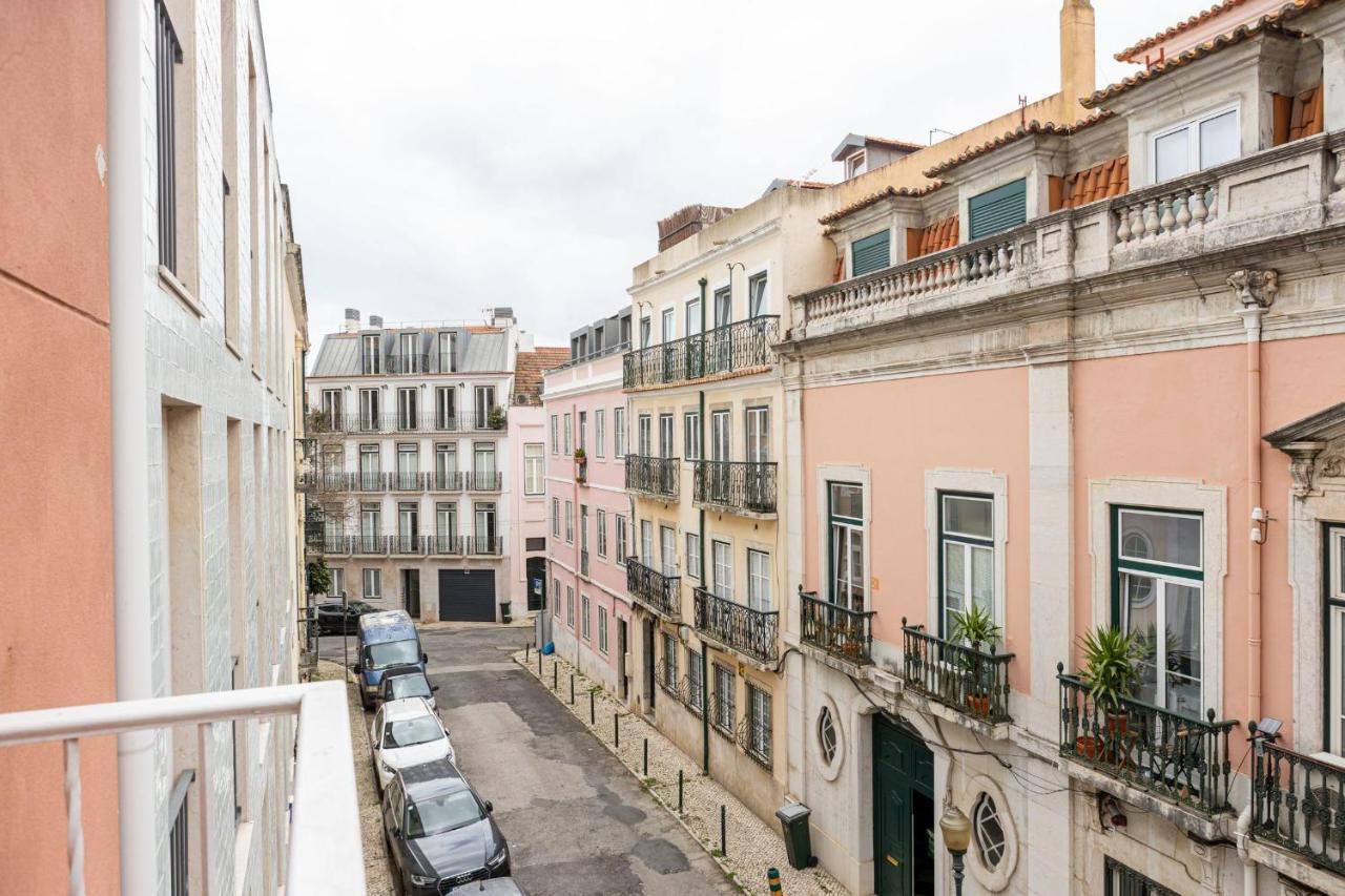 Lapa 3Bdr Duplex W/ Balcony By Lovelystay Lisboa Kültér fotó