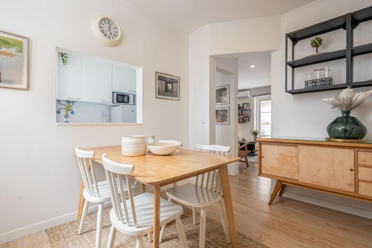 Lapa 3Bdr Duplex W/ Balcony By Lovelystay Lisboa Kültér fotó